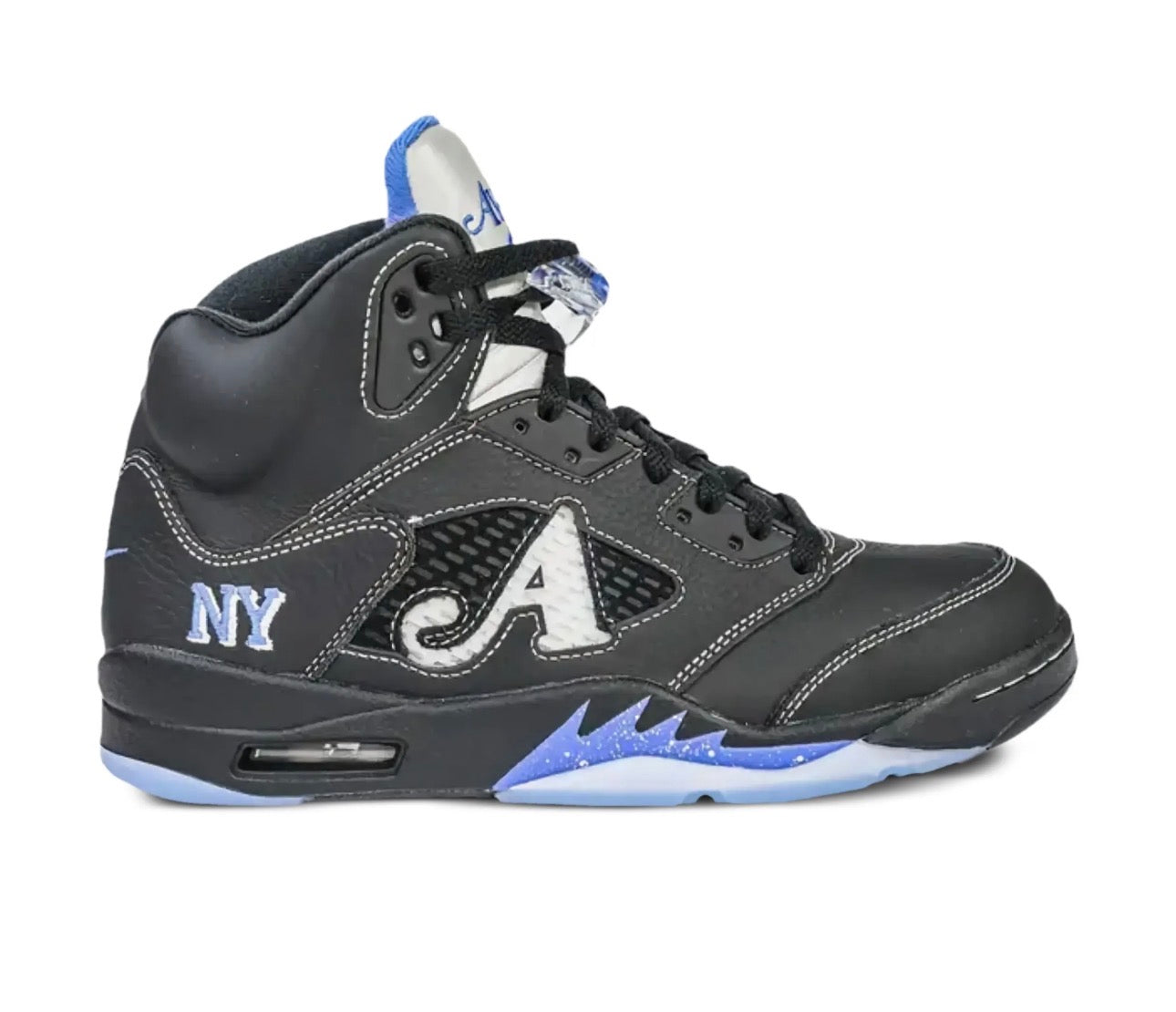 Newly Released
Awake NY x Air Jordan 5 Retro
‘Boro - Racer Blue’