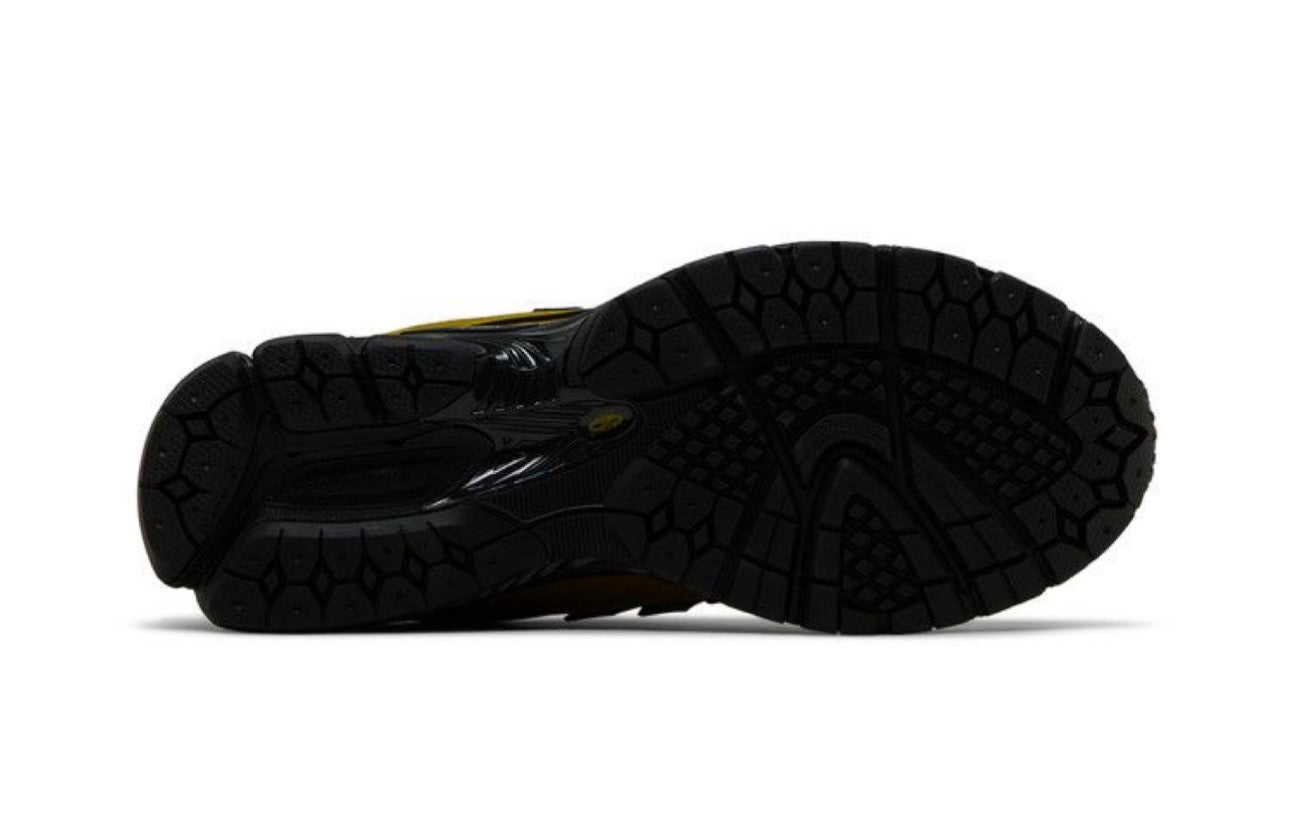 New balance 
1960R “Cordura Marshland Black” Sneakers