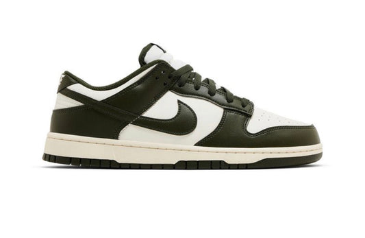 NIKE
DUNK LOW “Cargo Khaki” Sneakers