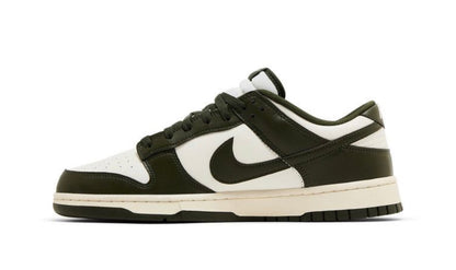 NIKE
DUNK LOW “Cargo Khaki” Sneakers