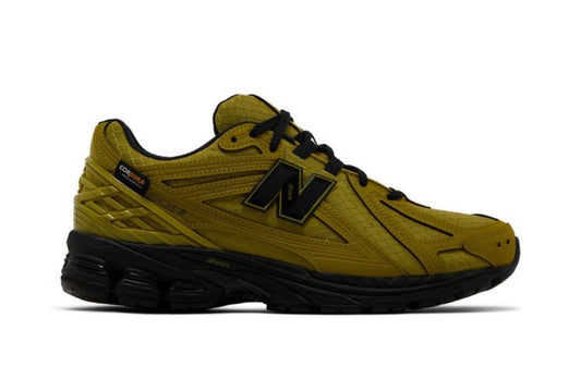 New balance 
1960R “Cordura Marshland Black” Sneakers